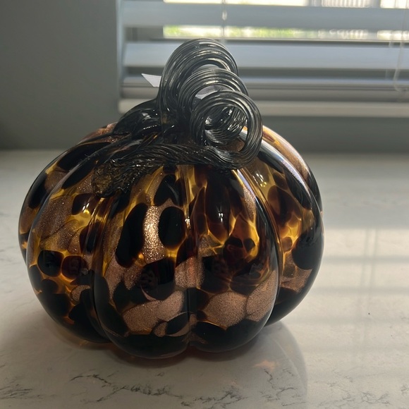 Mikasa Other - Mikasa Leopard Glass Pumpkin Decoration - New with Tags